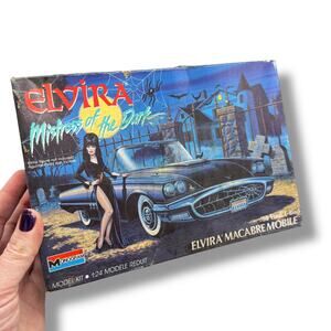 vintage 1988 Monogram Elvira Macabre Mobile 1:24 scale model kit thunderbird